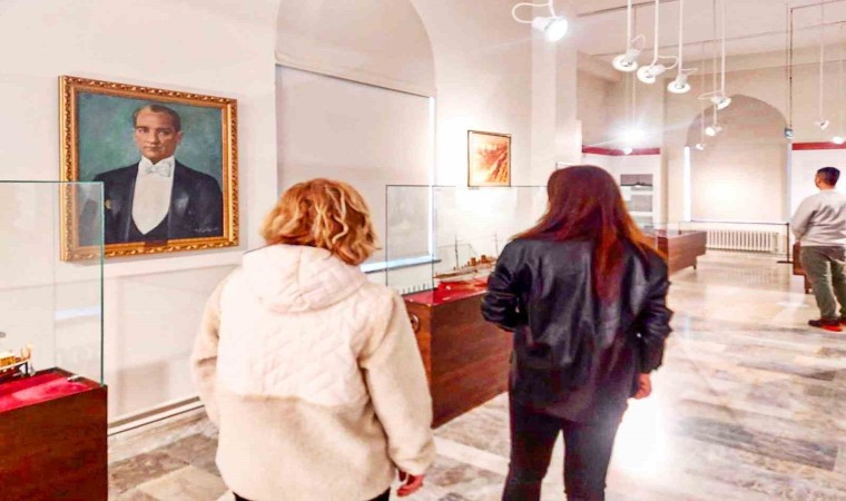 Çallı İmzalı Atatürk Portresi, Cumhuriyet Tarihi Müzesinde Eskişehir ile buluşuyor