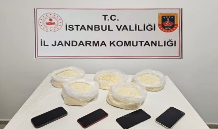 Çatalcada 5,5 kilogram uyuşturucu ele geçirildi