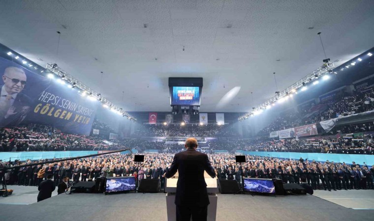 Cumhurbaşkanı Erdoğan: “Bu gençlik, ‘üç beş ağacın yeri değiştirildi diye sokakları yakıp yıkan vandal bir gençlik değildir” (1)