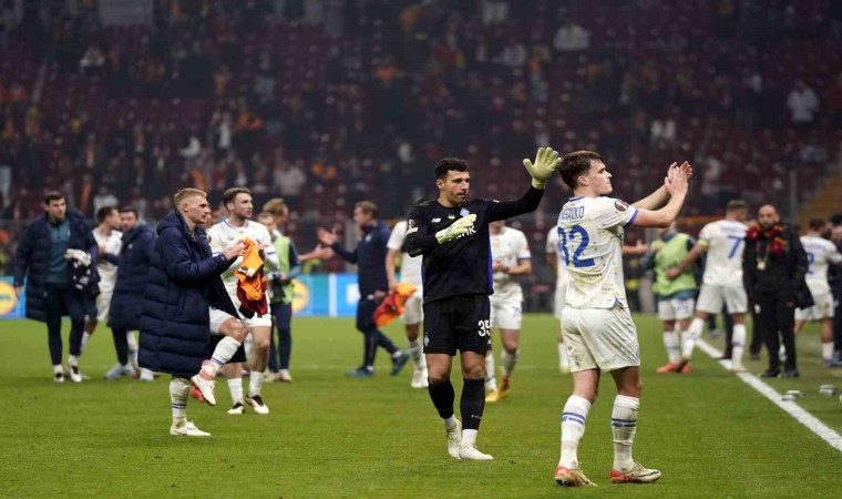 Dinamo Kiev, UEFA Avrupa Ligindeki ilk puanını aldı