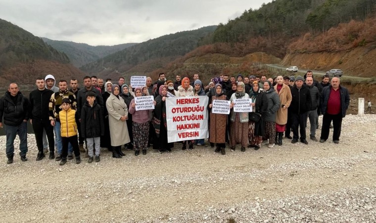 Dolu olmayan barajın suyunu paylaşmak istemeyen mahalleli DSİyi protesto etti