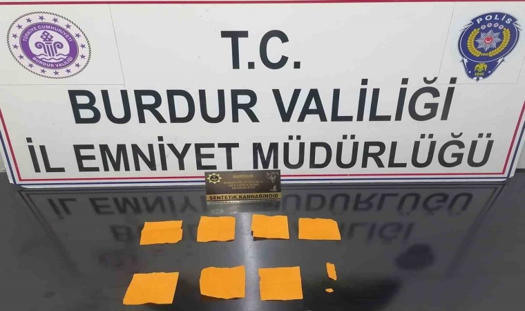 Durdurulan araçta uyuşturucu çıktı, 3 kişi tutuklandı