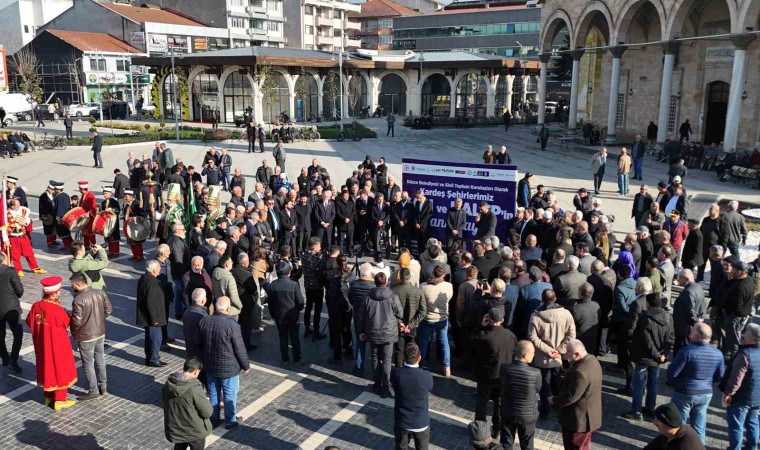 Düzcede belediye ve STK iş birliğiyle kardeş şehirler Şam ve Halepe yardım kampanyası