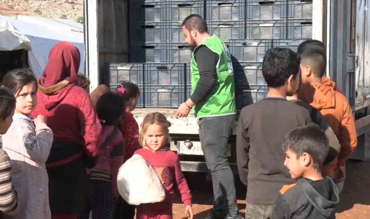 Düzceden Suriyeye ilk yardım tırı ulaştı