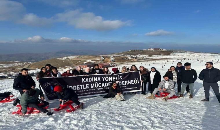 Elazığda ‘Kadınlarımızın Melodisi Projesi sürüyor