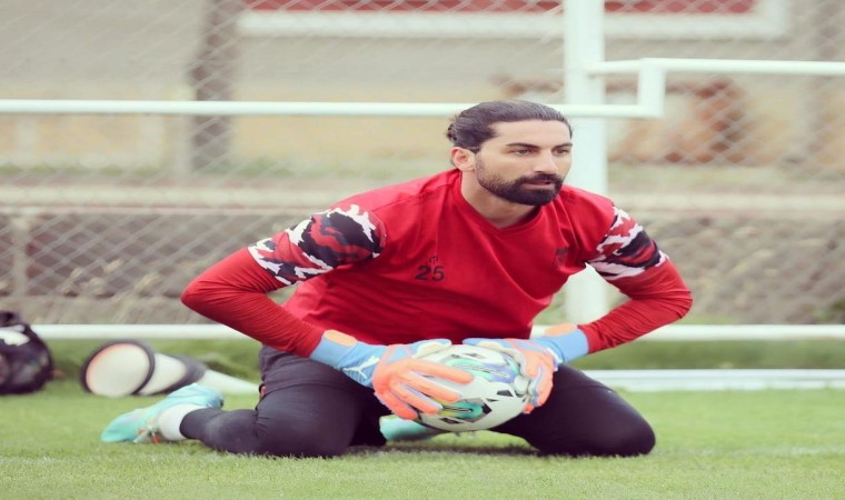 Elazığspor kalecisini Süper Ligden buldu