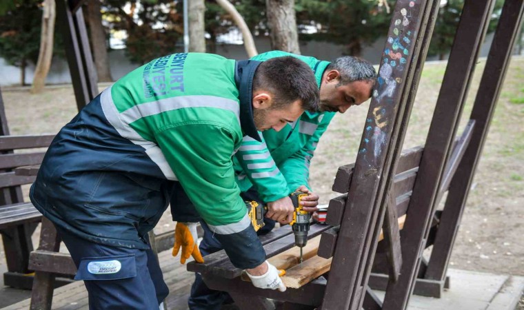 Esenyurtun parkları yenileniyor