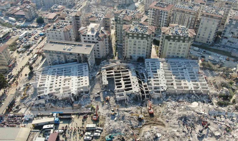 Havalimanında yakalanan Rönesas Rezidansın müteahhidi: Kalacak yerim olmadığı için Karadağa kardeşimin yanına gitme kararı aldım, kaçmadım