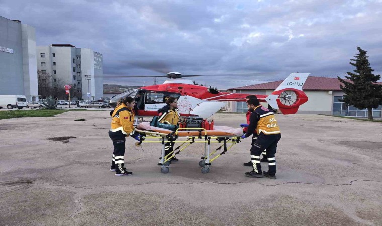 Helikopter ambulans hayat kurtardı