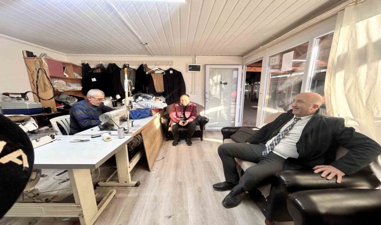 İskenderunda kurulan prefabrik çarşı 110 depremzede esnafa can suyu oldu