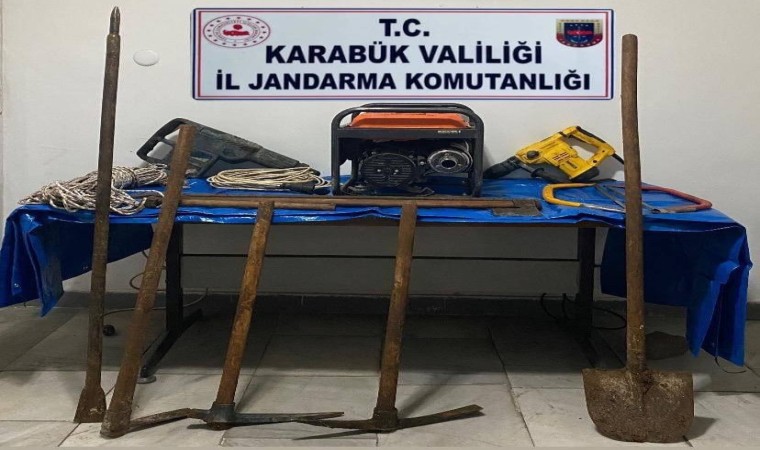 Karabükte kaçak kazı yapan 2 kişi yakalandı