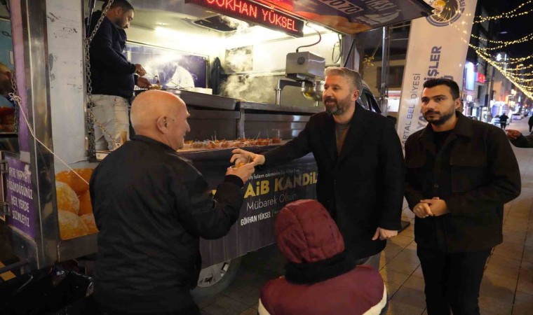 Kartal Belediyesinden Regaib Kandilinde hayır lokması ikramı