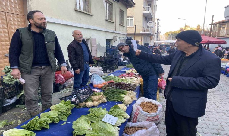 Kaybolan engelli kardeşini her yerde arıyor