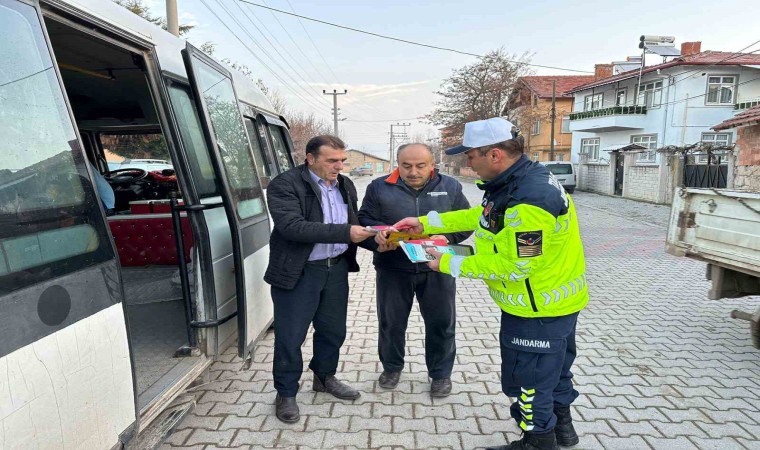 Kütahyada jandarmadan okul servislerine sıkı denetim