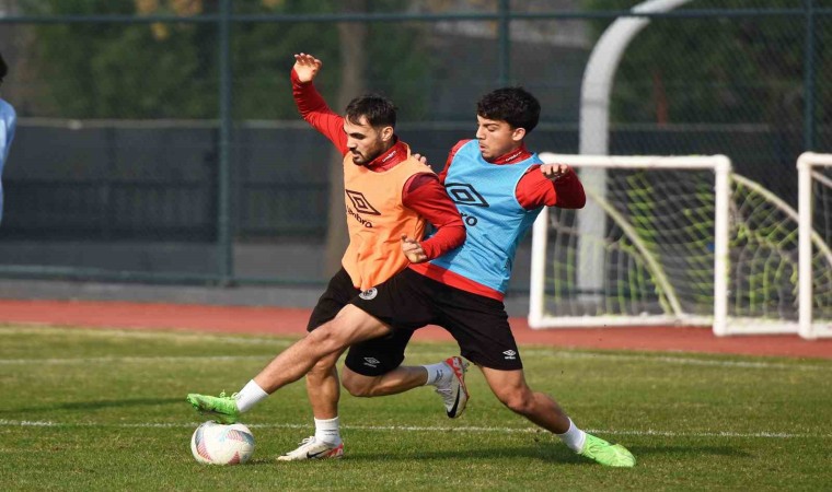 Manisa FKda Sakaryaspor maçı hazırlıkları devam ediyor