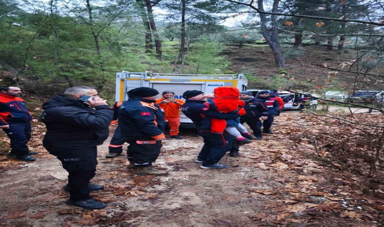 Muğlada kayıp alzaymır hastası kadın ve torunları sağ salim bulundu