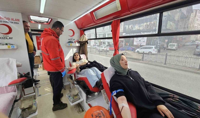 Muş Gazeteciler Cemiyetinden Kızılaya kan bağışı desteği