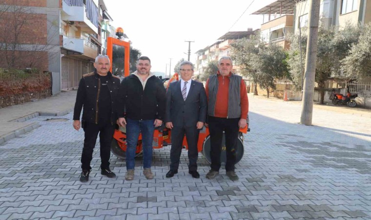 Nazilli Belediyesine yeni bir silindir makinesi kazandırıldı