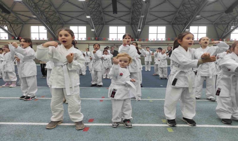 Osmangazide karate eğitim semineri