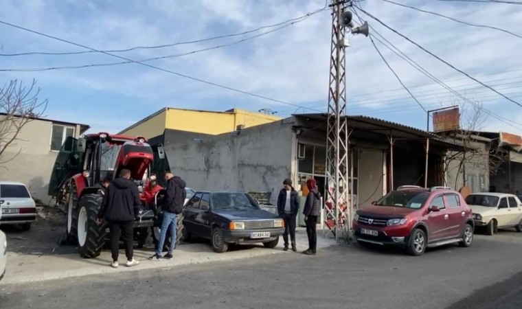 Osmaniye Ferdi Tayfura belediye hoparlörlerinden şarkısını çalarak veda etti