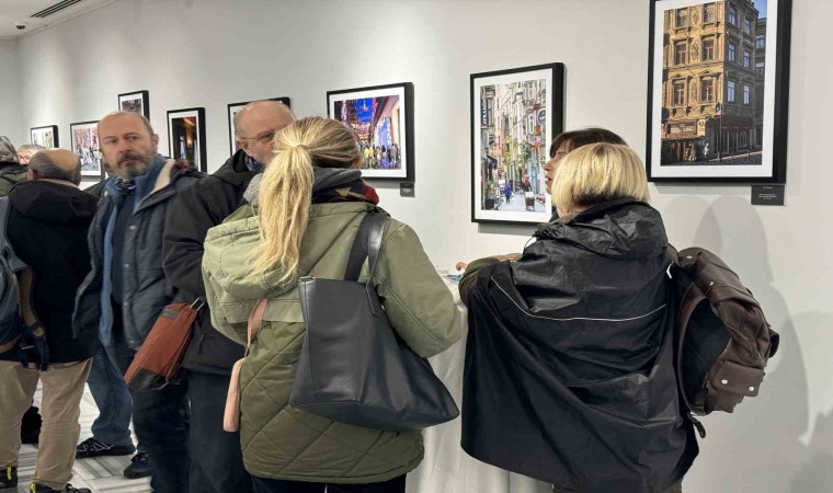 “Peradan Beyoğluna Fotoğraf Sergisi” sanatseverlerle buluştu