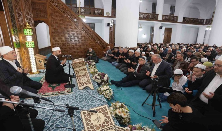 Regaib Kandili Özel Programına yoğun ilgi