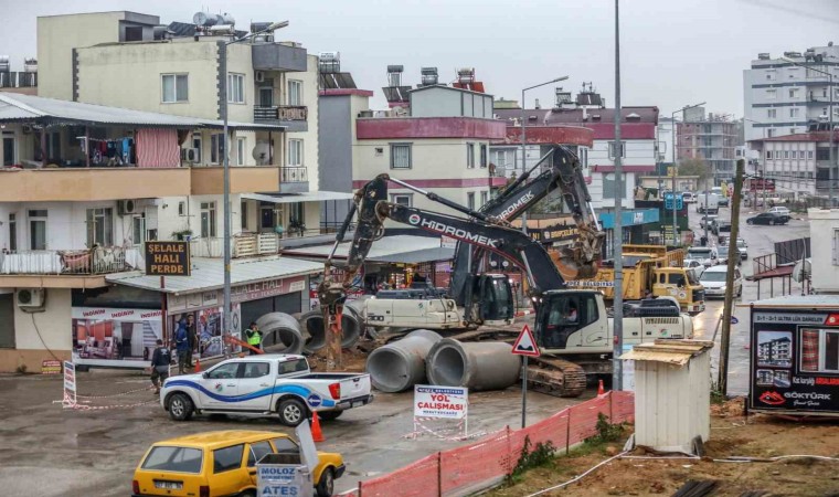 Şelale Mahallesinde drenaj hattı yenilendi