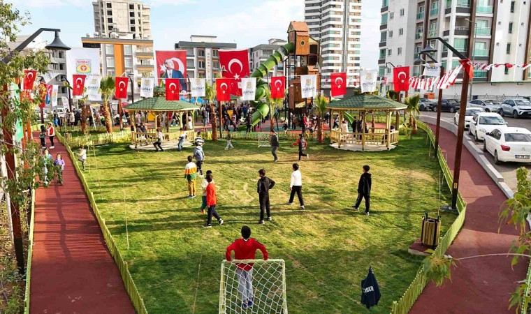 Tarsusta Mutlu Çocuk Parkı açıldı