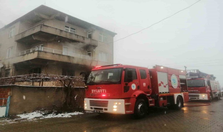 Tekirdağda ev yangını