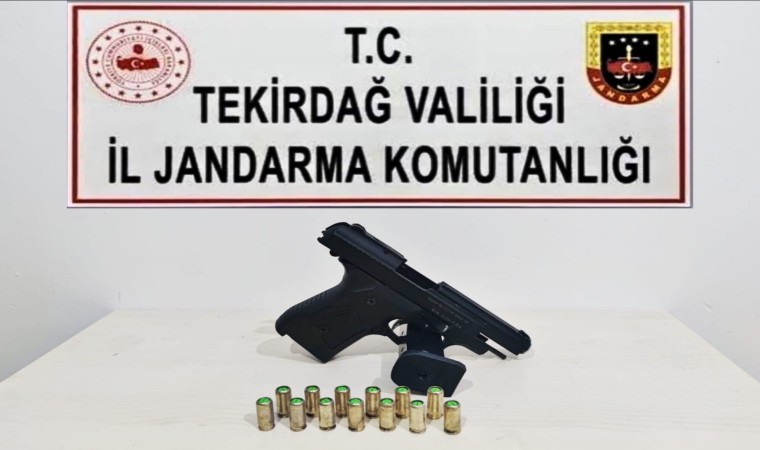 Tekirdağda jandarmadan silah operasyonları: 3 gözaltı