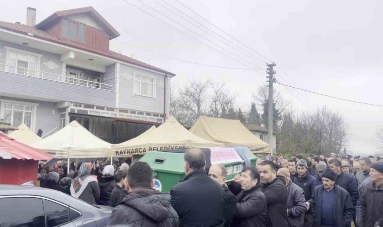 Trafik kazasında ölen 14 yaşındaki kız son yolculuğuna uğurlandı