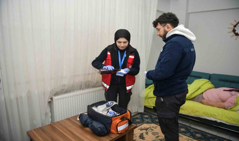 Tüp bebek tedavisi gören kadınlara Evde Sağlık Hizmeti