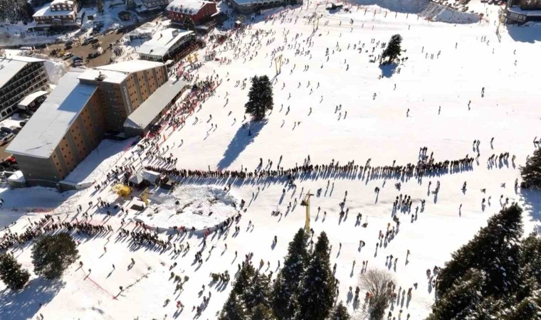 Uludağda adım atacak yer kalmadı