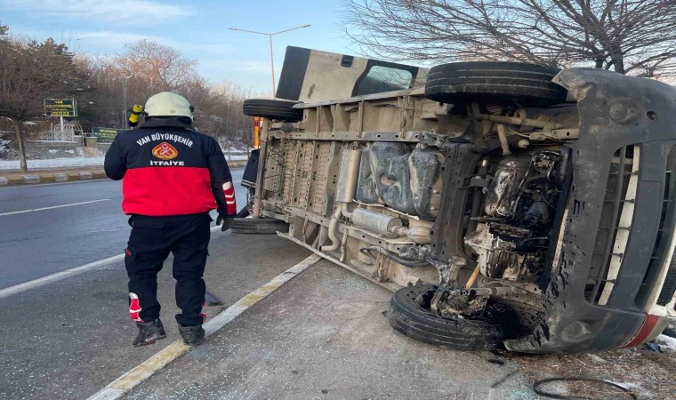 Vanda trafik kazası: 2 yaralı