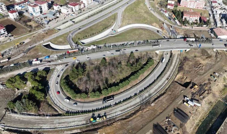 Yeşilkent Kavşağında trafik akışı değişikliği