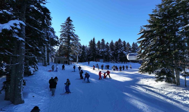 Yılbaşı tatilinde Ilgaz Dağına tatilci akını