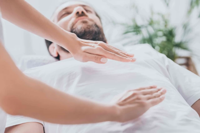 Şifa Terapisi Reiki