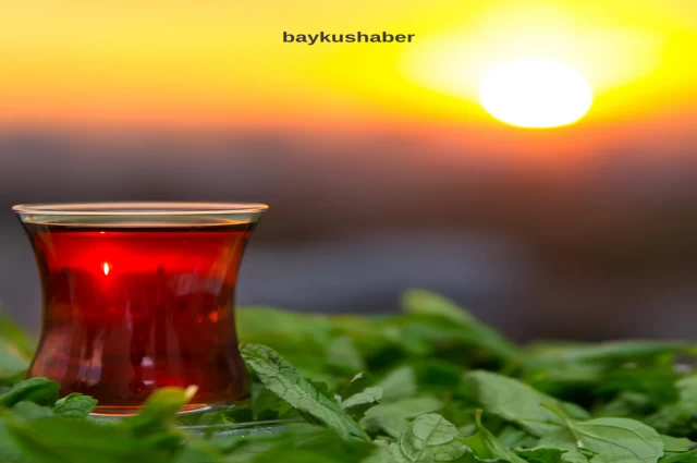 Çay İçmek Daha İyi Hissettiriyor Olabilir mi?