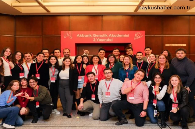 Akbank Gençlik Akademisi Fellowship Programı'na Başvurular Devam Ediyor