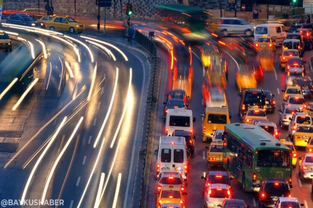 Anadolu Otoyolu Bolu Bölümünde Trafik Yeniden Akıcı!