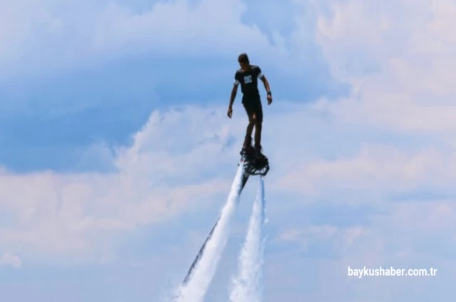 Flyboard Air ile Su Sporu Aksiyonu