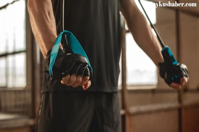 Lifting Strap Nedir? Nasıl Kullanılır?