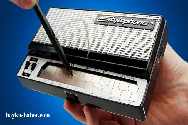 Stylophone nedir, nasıl çalınır?