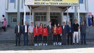 Mesleki ve Teknik Anadolu Lisesinde yıl sonu sergisi