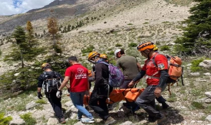 Demirkazık Dağı’na tırmanırken düşen dağcı öldü