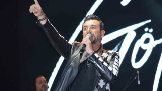 Gökhan Tepe Tekirdağda konser verdi