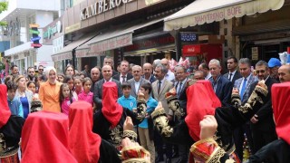 Halk eğitim kursiyerleri hünerlerini sergiledi