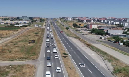 İstanbul-Tekirdağ kara yolunda bayram yoğunluğu