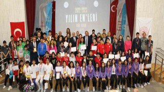 Okul sporlarında yılın enleri ödülleri verildi