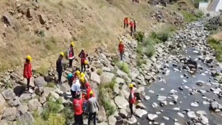 SAR ekibi, yeni gönüllülere kamplı eğitim verdi